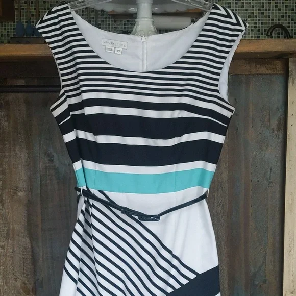 London Times Striped Shift Dress with Belt - Women's 10 - Picture 2 of 8